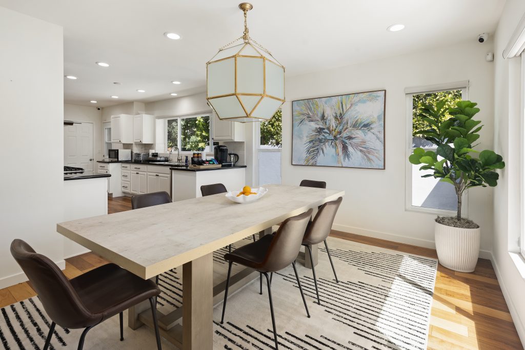 A Structured, Supportive Sober Living Community in Los Angeles V2
